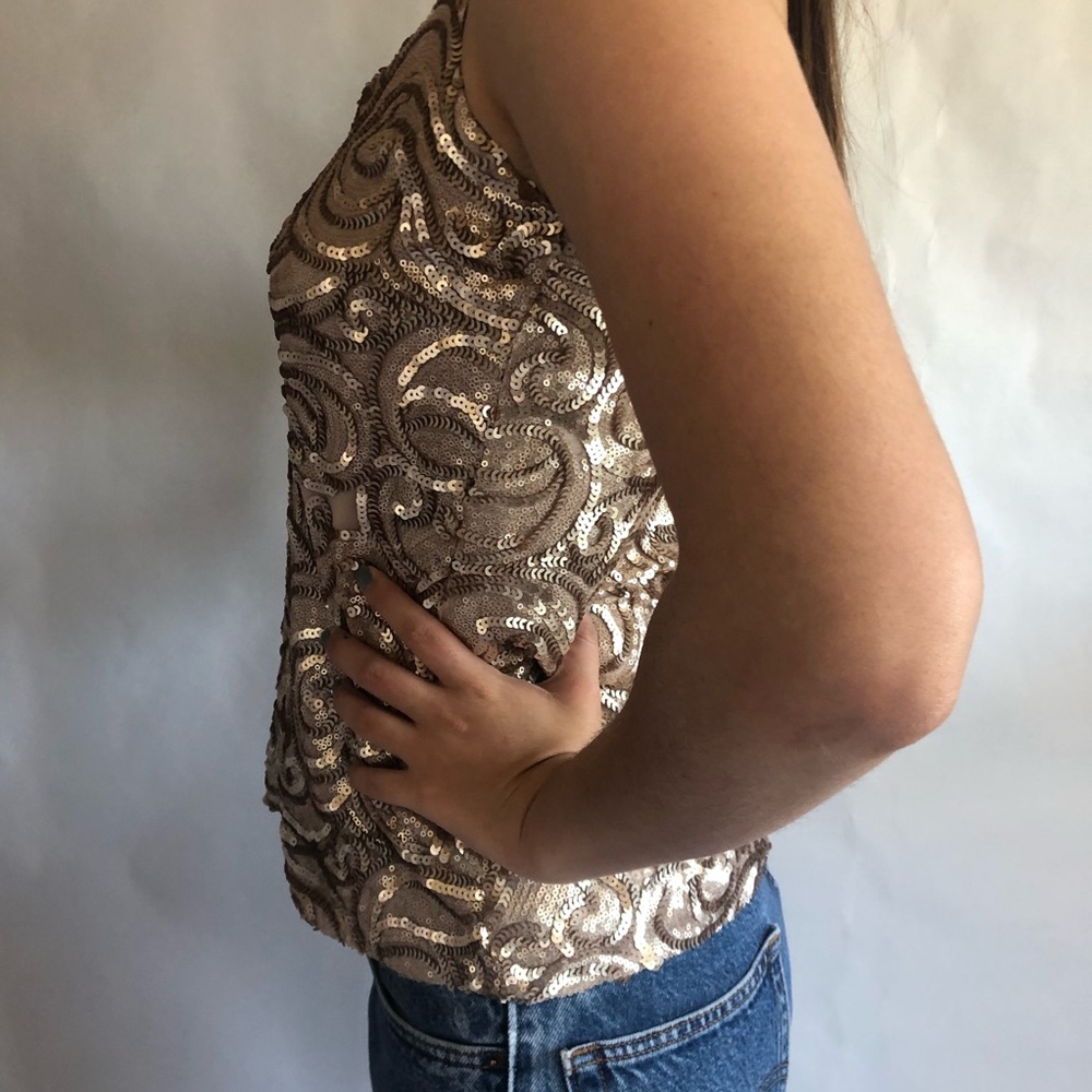 Sequined Tank - Picture 2 of 4
